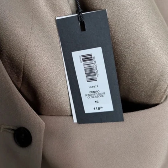 Aritzia Baboon Sun-dried Olive Deniro Vest - Picture 7 of 8